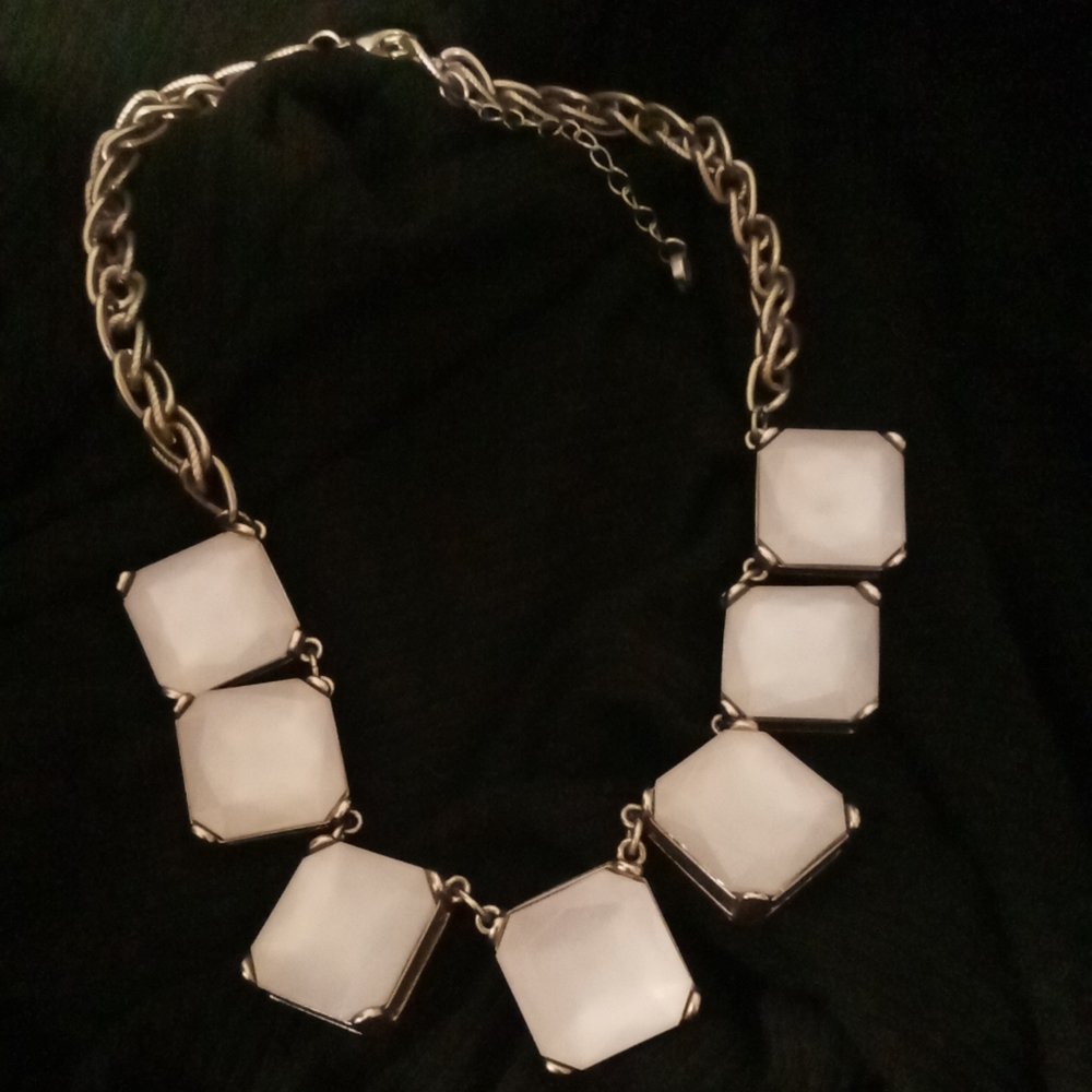 Loft necklace
